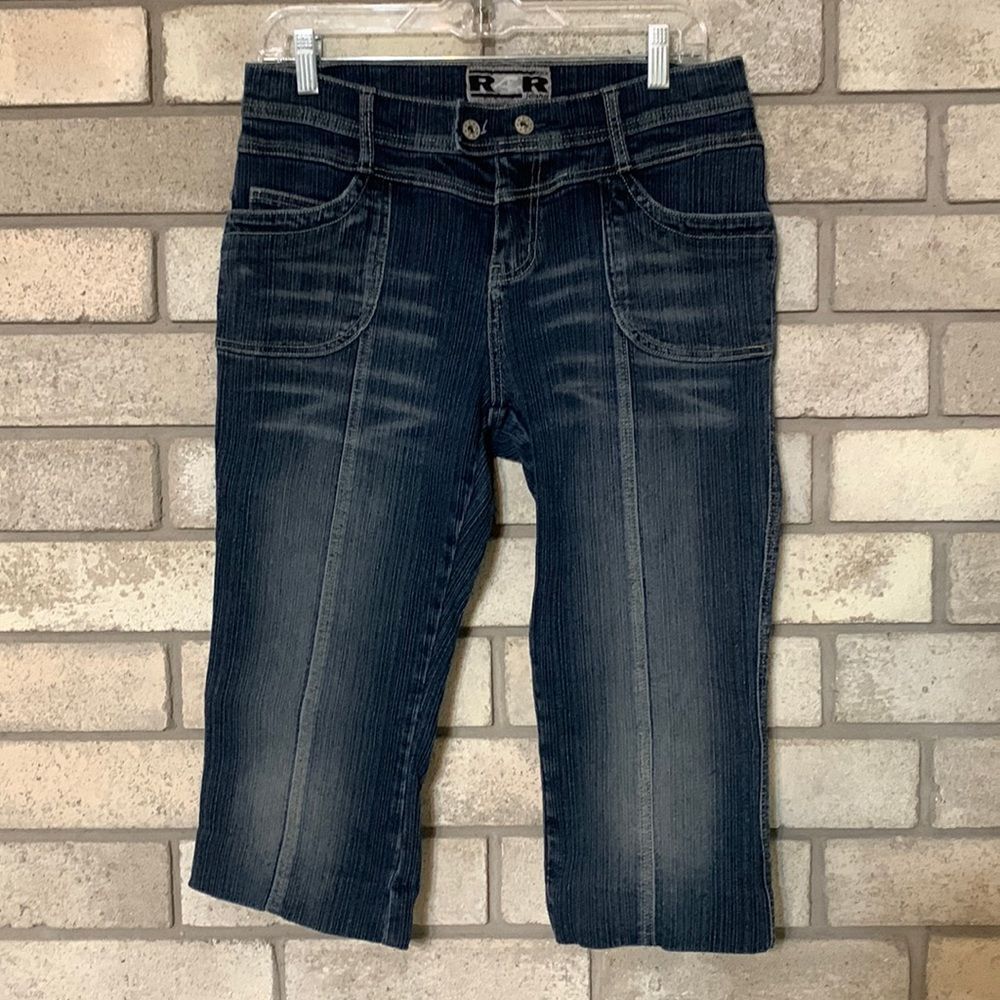 3for$20 custom cropped  Capri size 15